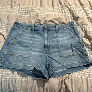 AE Elastic Waist Shorts